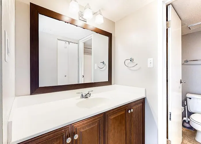 Holiday home Updated Oceanfront Century - With Pool Ocean & Bay Views Ac - Steps To