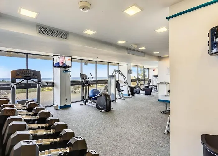 Updated Oceanfront Century - With Pool Ocean & Bay Views Ac - Steps To Holiday home